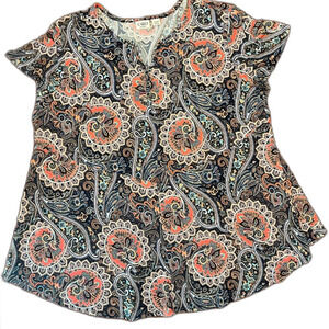 Cato Womens Floral /Paisley Colorful Short Sleeved Vneck Tunic Style Blouse
